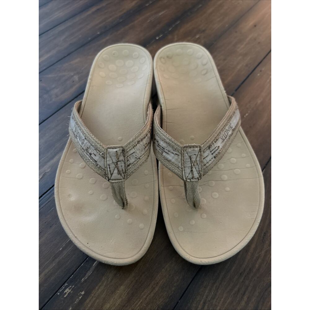 Vionic Women’s High Tide Platform Wedge Flip Flop Sandals Size 8.5 Cork Look